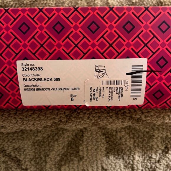 NEW Tory Burch Hastings 85mm Boots in Black Leather Size‎ 6 Medium - Picture 8 of 8